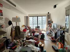 老静安区 大三房,B1层车位,满五 ,卖一套少一套,手慢无