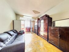 新上双南双阳台,钥匙在手,24h可看,全明户型阳光刺眼。