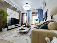 杨家坪,万科品质小区,小区门口就是轻轨站,精装修,业主急粗!