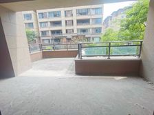 万科悦湾南区 带露台 南北通透 板式结构 电梯入户一梯一户