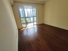 静安寺商圈 高区附赠12平房间 约百平大露台 视野好采光佳