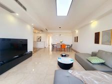 内环内13年次新楼盘,两梯两户大平层,21万方天然氧吧