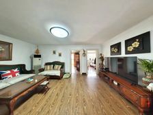 三室两厅 得房率百分之120 无个税 看房随时