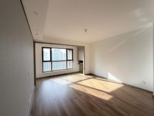 地产直开 价格便宜 车位下房 精装修 可贷款 随时看