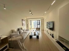 春天花园 高区两房 豪华装修 拎包入住 诚意出售 价格可谈