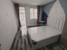 育英南上山街 二楼 精装修 户型方正 采光好 价格能谈 随