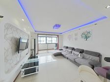 临地铁,装修好 高楼层,视野无遮挡 南北通透 次新小区