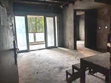 新上 68万带走 汽博核心地段 精装4房 跃层(实得面积大)