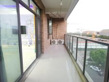 滴水湖馨苑 一梯一户大平层 中间楼层 诚意可谈