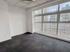 国樽赢地中心甲级写字楼 55平小面积高层办公空间