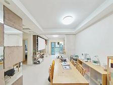 房东诚售精装修中间楼层采光视野好万科物业绿化很高