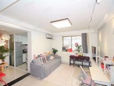 两室两厅全明,精装业主诚售,带固定停车位,看房方便,欢迎联系