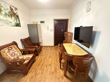 小区新 装修好 满五 南北通透 正规商品房 带电梯