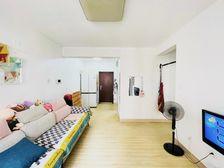 花园路 产权清晰 临地铁 近医院 有电梯 南北通透 小三房