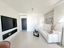 新上品质房 出门大悦城!全天采光 带产权车位 精装修拎包入住