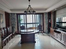 万科翡翠雅宾利 商品房 商圈成熟 正南朝向 双卫格局 近地铁