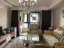 后排8号楼,位置好,户型佳南北通双阳台,带车位,全天采光