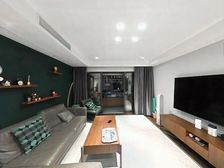 宝华城市花园 满五 车位充足 双卫格局 临地铁 有电梯