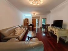 南北两房赠送带30平大院子 采光没影响 格局方正 小区安静