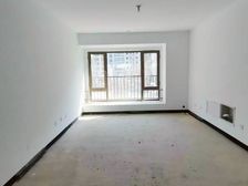 咸水沽 有电梯 次新房 小三房 南北通透 双卫格局 满二