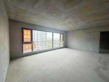 东亚新华国樾华府 二期 三室双卫 南北通透 中间楼层 近地铁