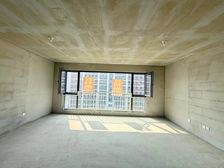 次新房 电梯洋房 人车分流 双卫格局 南向采光好 交通购物便