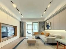 荣获白玉兰奖社区,不靠马路,南北通两方,60万豪装出售!