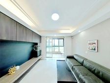 静安2016年南北大三房 lou王位置 带产权车位 品质小区