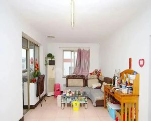 管道局新上房源+正规两室一厅+户型方正+房主急售+交通便利