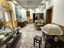 人和接指彪房+带小私家花园+低楼层+位置便利