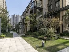 飞机户型,全明两卫|自带超大车位|随时可接待|随时可面谈