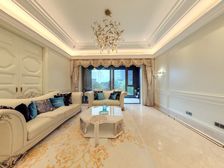 中粮天悦壹号 4室2厅 223.47平