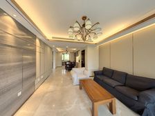 静安府东区 4室2厅 137.13平