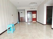 江景精装3房 急售 带37高完中只标 楼下公交车站