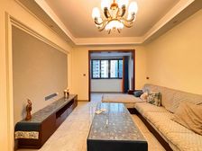 业主安心卖 观音桥 李家坪轻轨站旁 精装三室 才住几个月