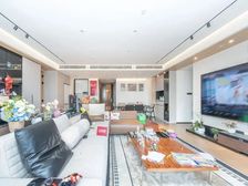 笔架山公园脚下,全新豪装190平大5房总价1350万,代车位