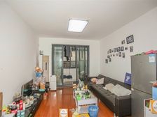 房东新调价30 南北通透户型 2016年房龄 上华夏西