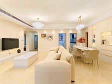 带两百平私家露台 长生桥轻轨旁 200 生鲜超市东南医院