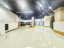 东三环国贸建外 300平米临街把角商铺 20米超大双展示面