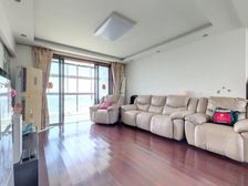 海尚明城3室2厅 高铁北站 19号线地铁口 楼层好 满五年