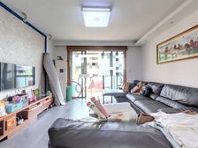 海尚明城3室2厅 高铁北站 19号线大三房 诚心出售可议价