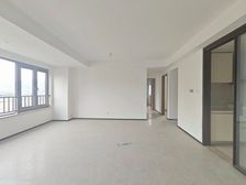 新上洋楼 横厅 精装带地暖 外在旁 着急出