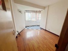 双卧直观东方明珠!下楼6百 南京西路站,新江大楼,电梯小高层