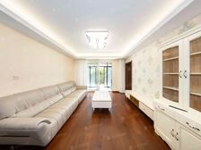 万科品质大三房带边套大花园,一梯一户,小区中间位置,看房方便