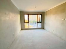 东亚新华国樾华府美颐园 双卫 朝南 中间楼层采光好 次新房