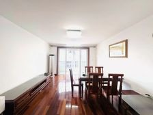 出门地铁站 电梯大三房 有车位 中楼层 无遮挡看房方便