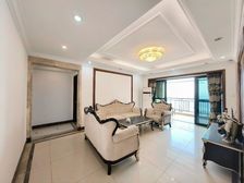 恒大御景半岛 140平大三房 中高楼层 业主急售 价格可议