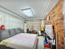 中.介.费.0.5 个点 水上公园 一楼 带院 经典三室