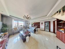 上下三层精装修利用空间大拎包入住