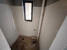 带花园带地下室!! 一套哦